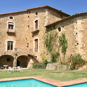 Pensión Traver De Besalu, Maià de Montcal